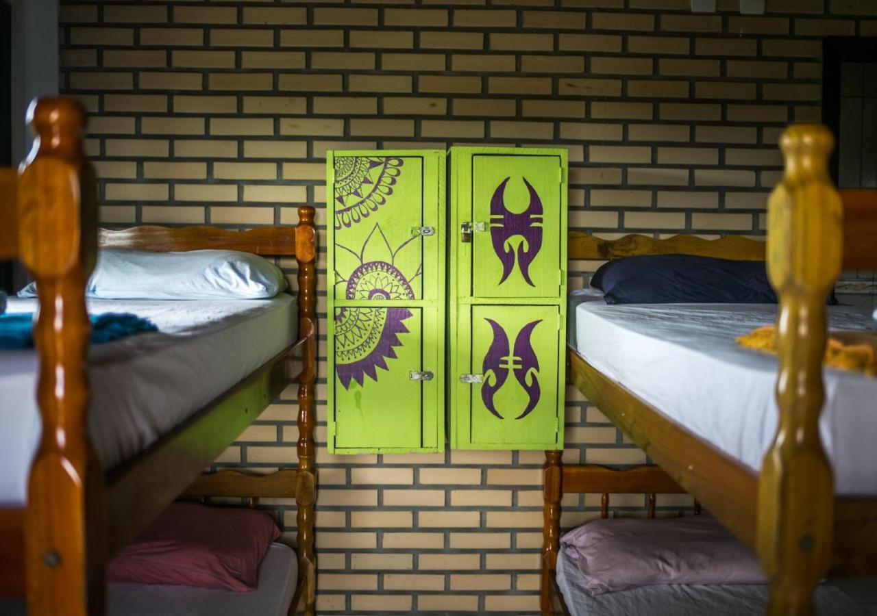 Paraiso Hostel Praia Do Rosa Esterno foto